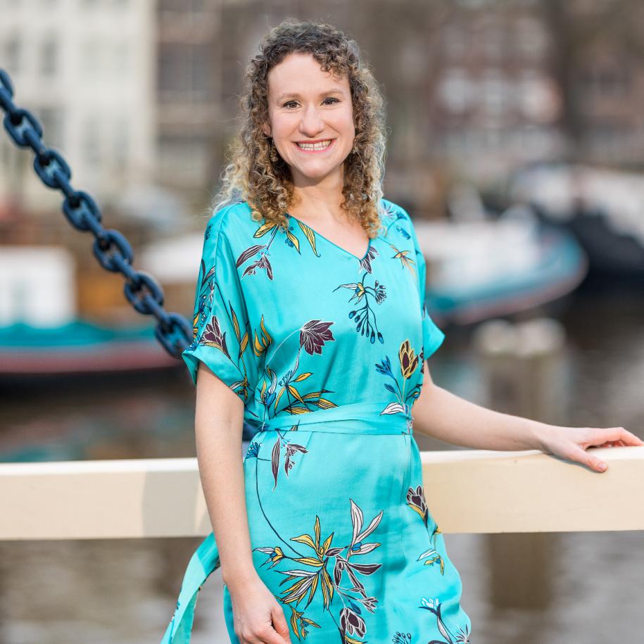Liza van der Peijl in Het Paard van Troje